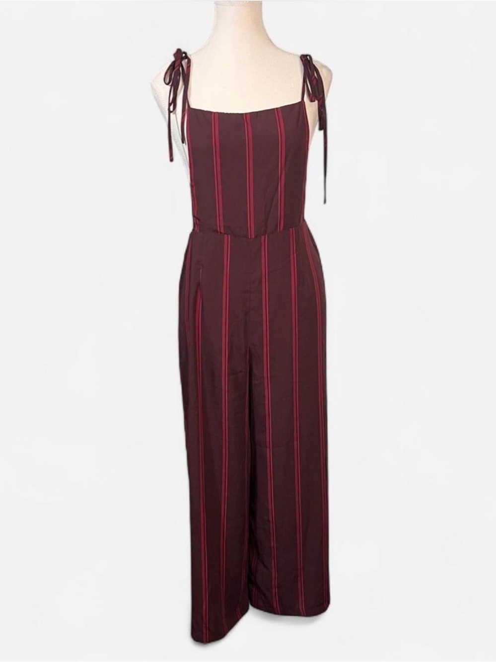 Forever 21 Contemporary‎ Burgundy Jumper Long Wide Palazzo Leg Medium